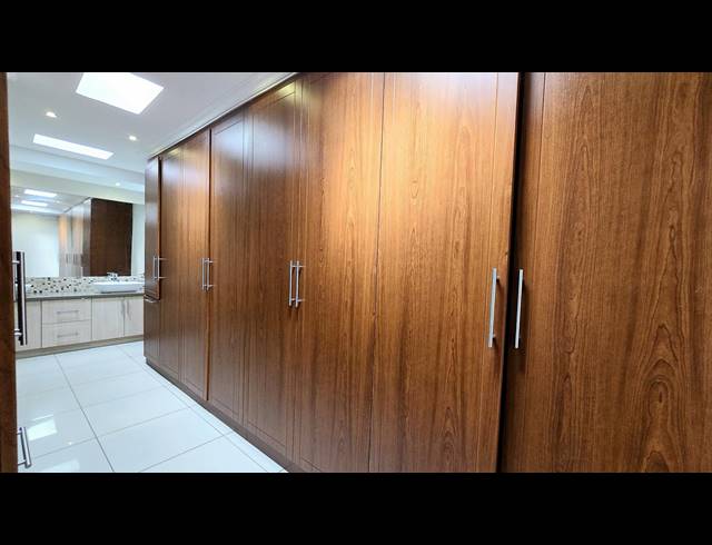 4 BEDROOM HOUSE FOR SALE IN MEYERSPARK